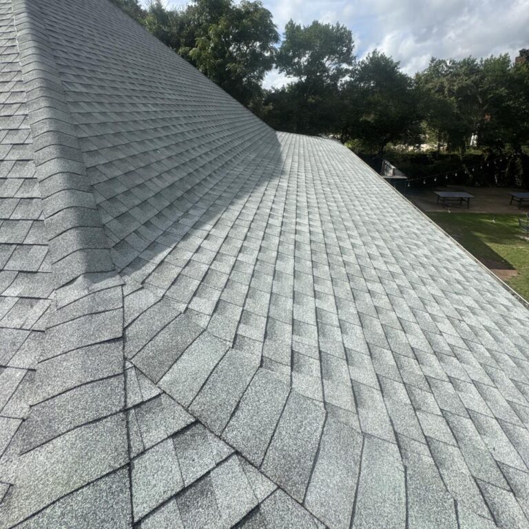 Roof replacement in Mobile, AL: finished – new shingles and ridge